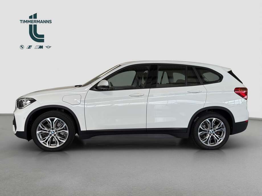 BMW X1 (Bild 8/15)