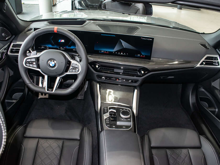 BMW M440 (Bild 21/22)