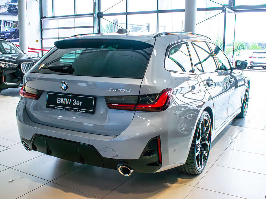 BMW 320d (Bild 12/20)