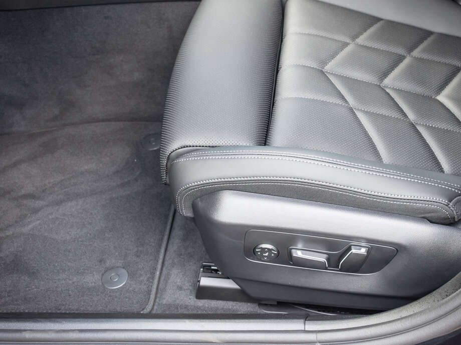 BMW 520d (Bild 5/19)