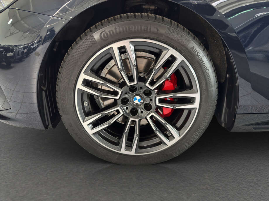BMW 520d (Bild 15/18)