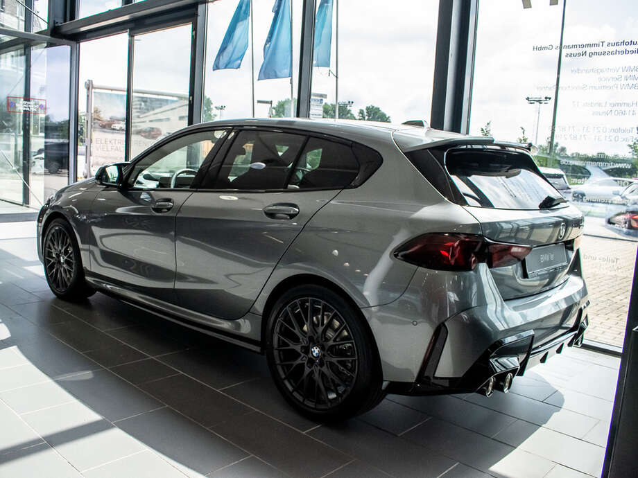 BMW M135 (Bild 12/19)