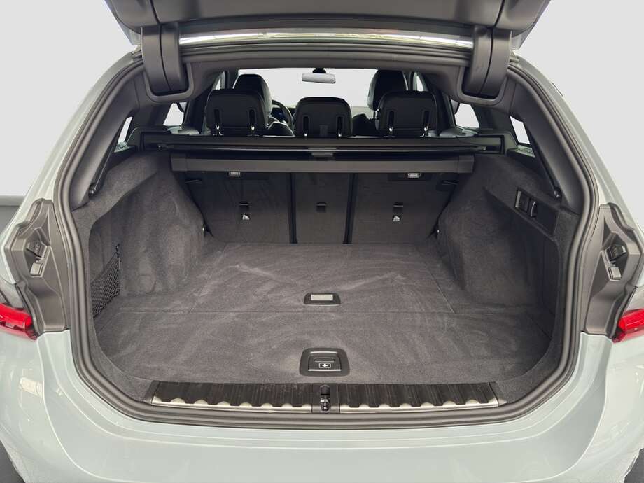 BMW 320d (Bild 7/15)