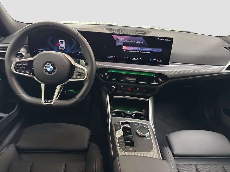 BMW 318d (Bild 5/17)