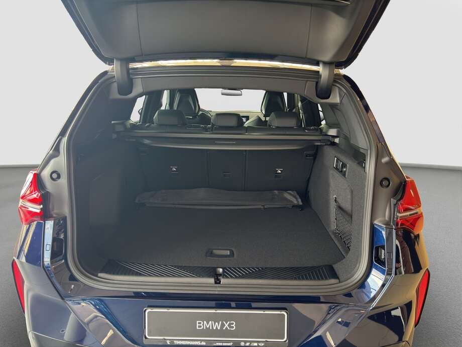 BMW X3 (Bild 8/17)