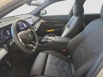 BMW 520d (Bild 2/19)