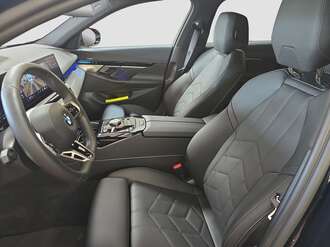 BMW 520d (Bild 2/19)