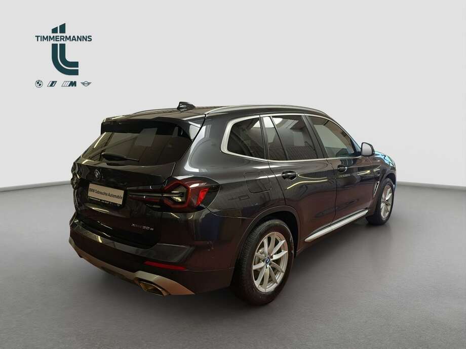 BMW X3 (Bild 14/18)