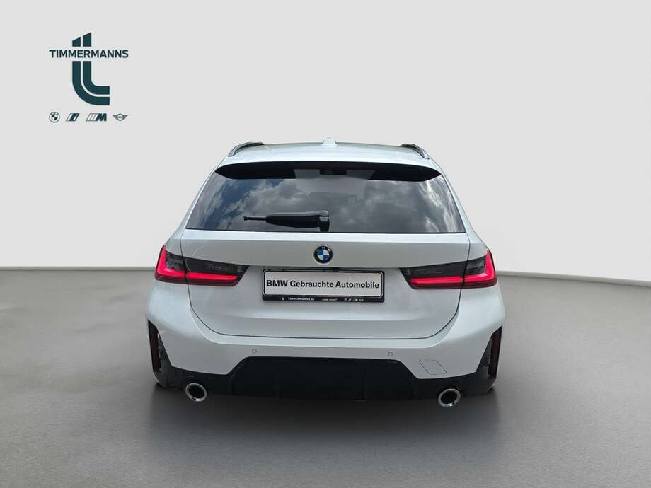 BMW 320d (Bild 13/18)