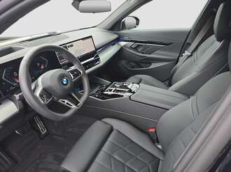 BMW 520d (Bild 2/19)