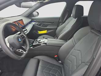 BMW 520d (Bild 2/19)