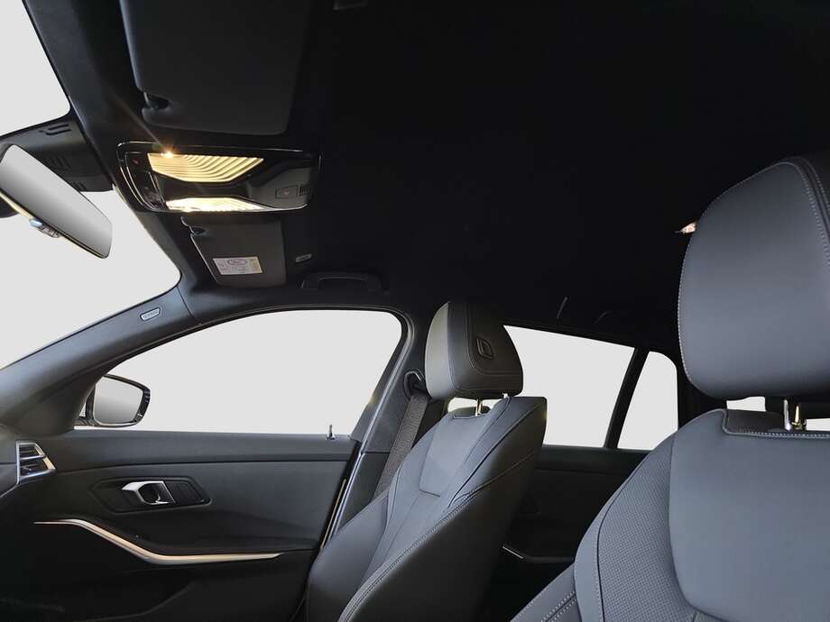 BMW 318d (Bild 3/18)