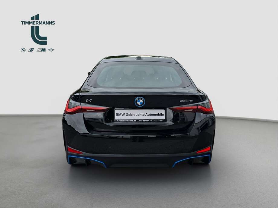 BMW i4 (Bild 13/18)