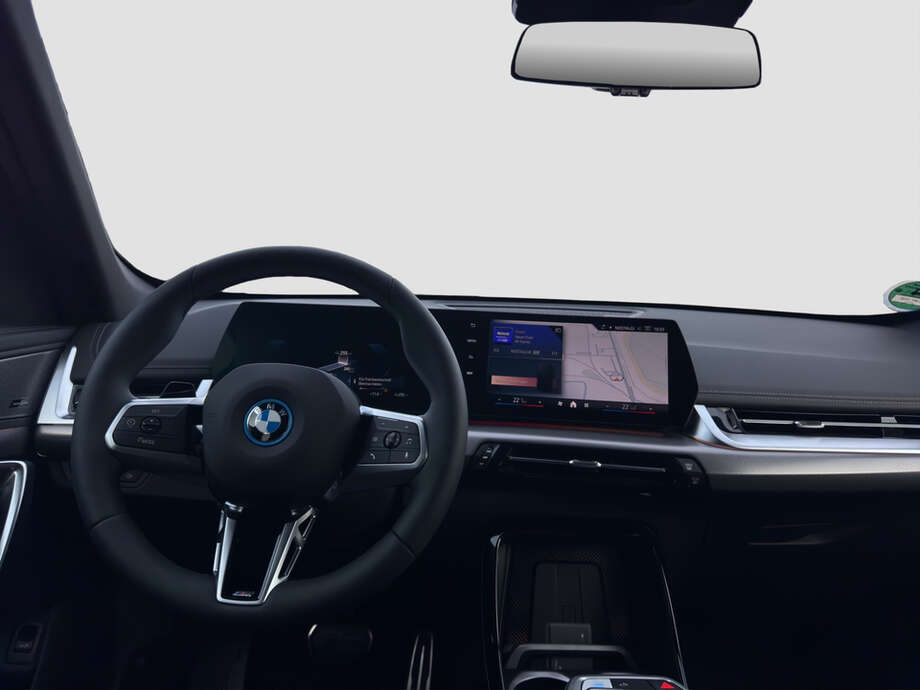 BMW iX1 xDrive30 (Bild 5/16)
