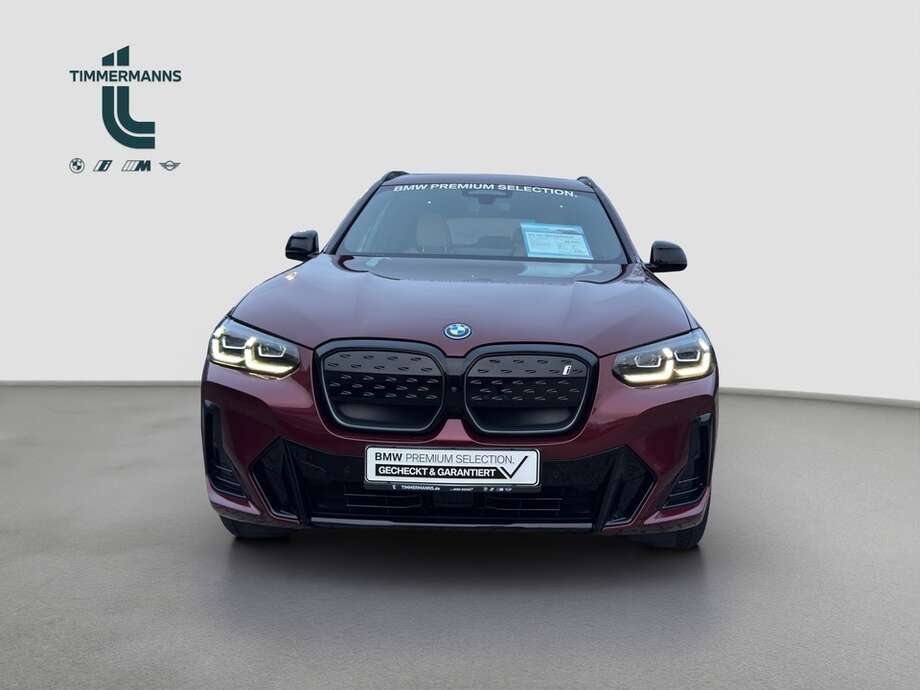 BMW iX3 (Bild 15/16)