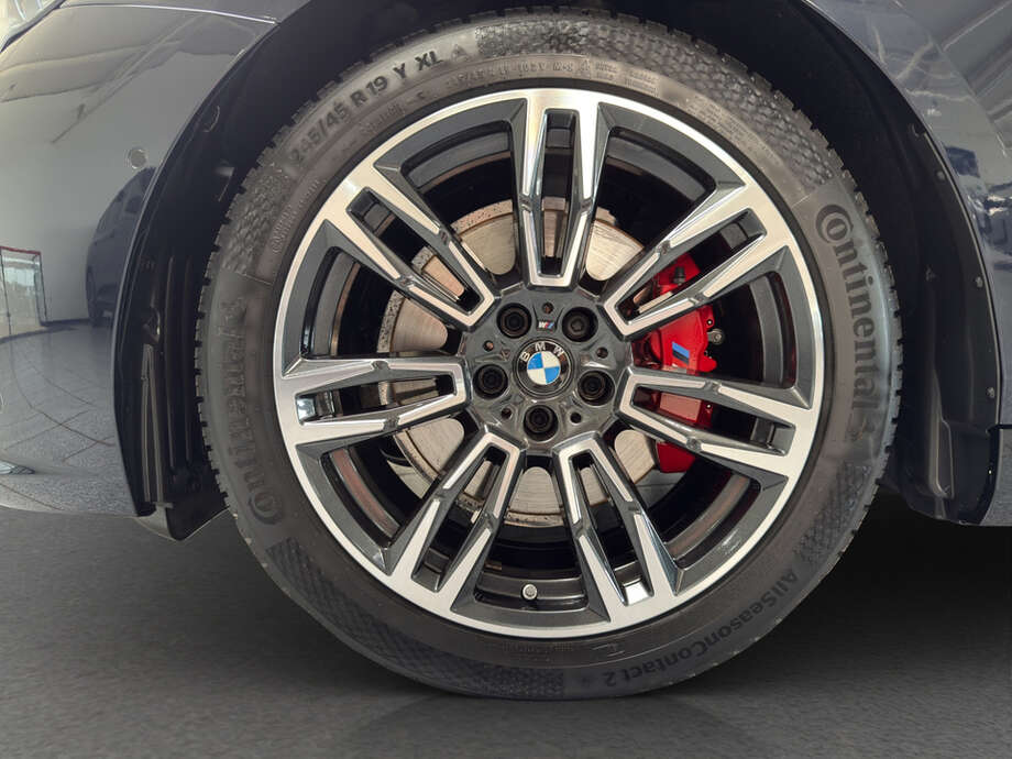 BMW 520d (Bild 17/18)