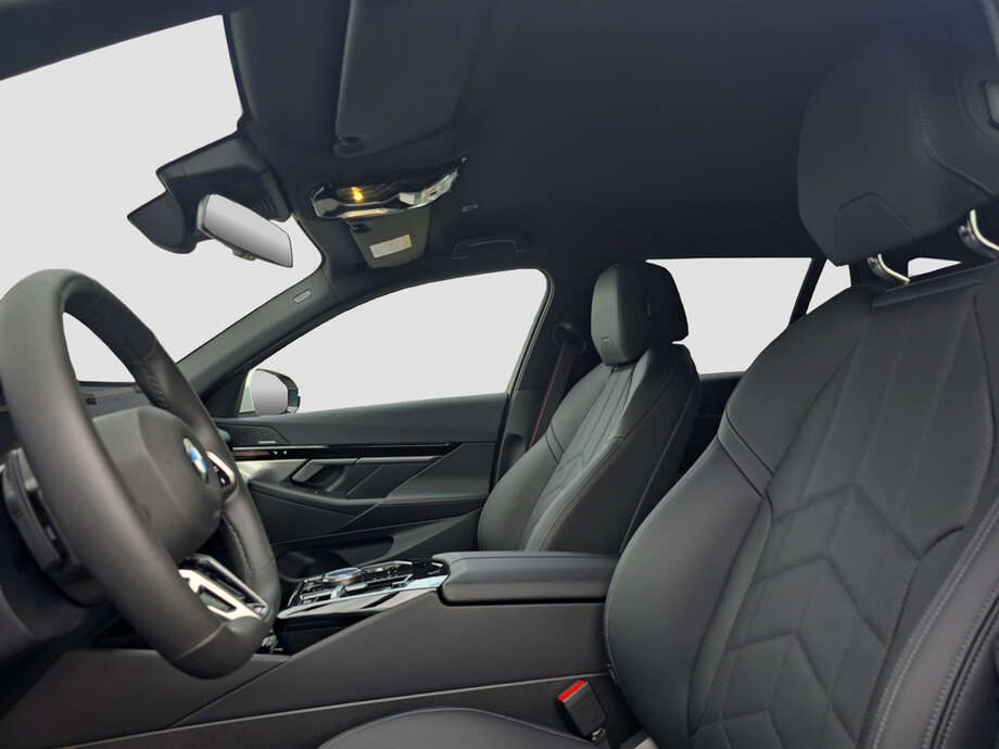 BMW 520d (Bild 5/18)