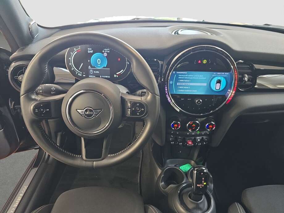 MINI Cooper S (Bild 5/18)