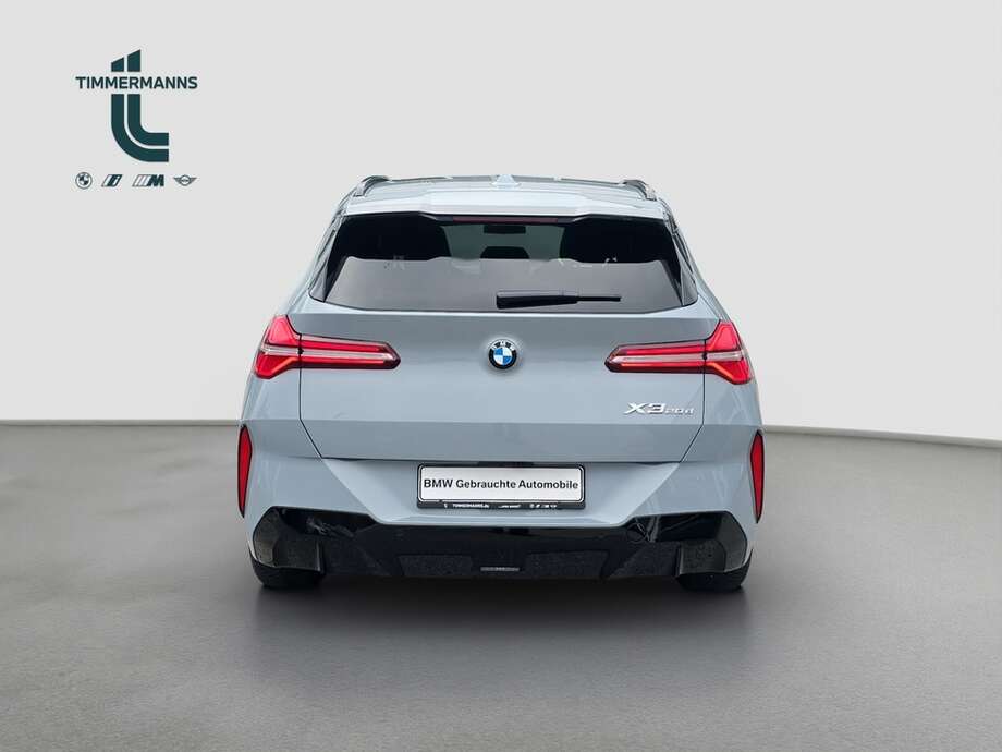 BMW X3 (Bild 13/18)