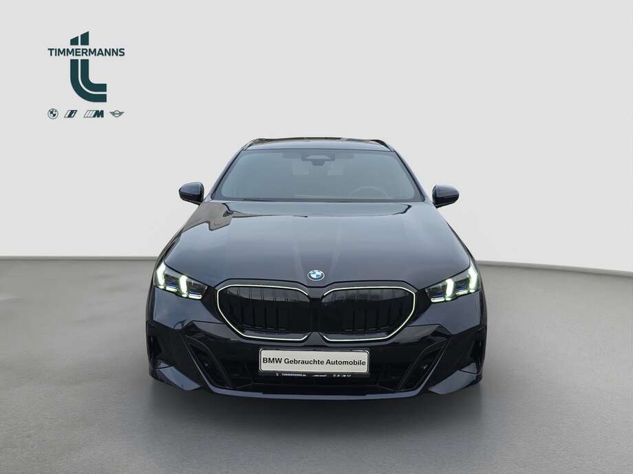 BMW 540d xDrive (Bild 18/19)