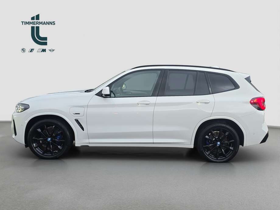 BMW X3 (Bild 11/18)