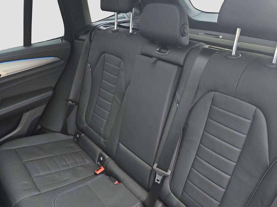 BMW X3 (Bild 6/18)