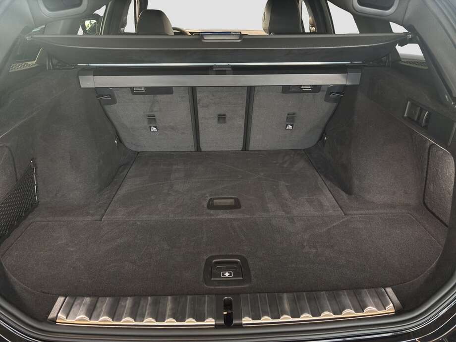 BMW 318d (Bild 5/20)