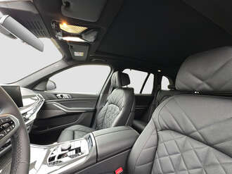BMW X5 (Bild 2/17)