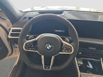 BMW 320d (Bild 2/18)