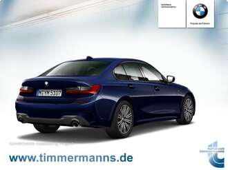 BMW 330i (Bild 2/5)