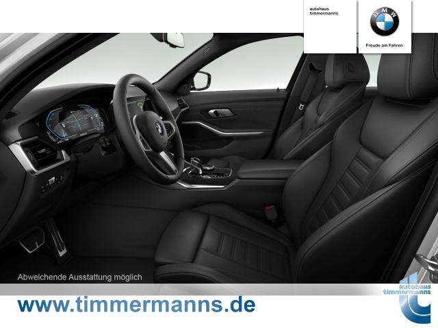 BMW 330e (Bild 22/24)
