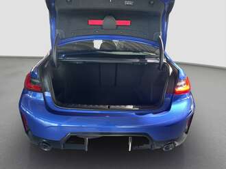 BMW 330i xDrive (Bild 1/18)