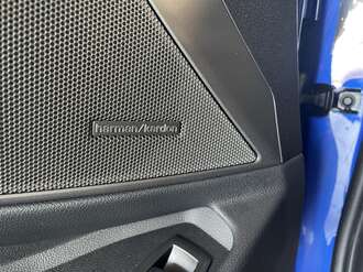 BMW 330i xDrive (Bild 2/18)