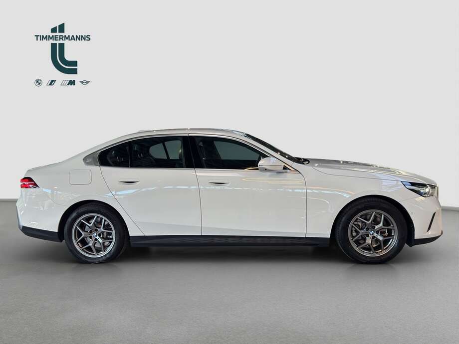 BMW 520 (Bild 8/25)