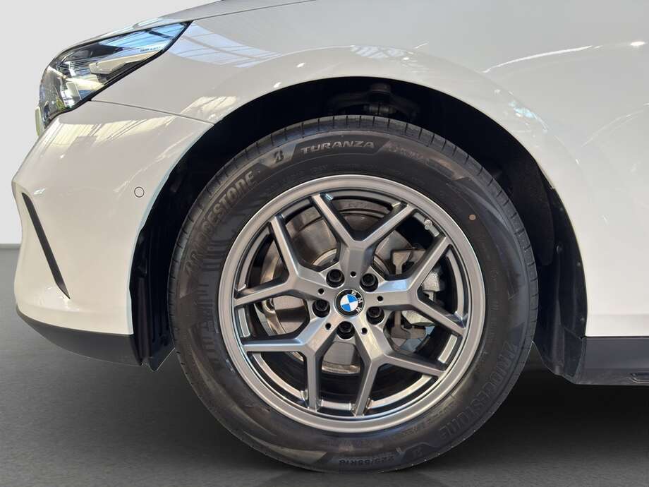 BMW 520 (Bild 11/25)