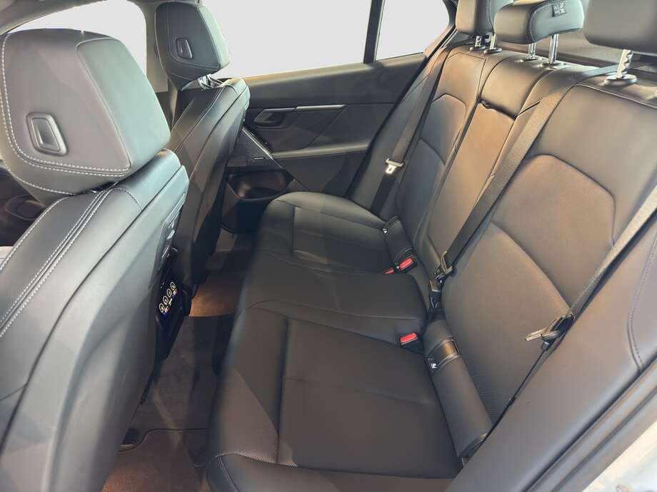 BMW 520 (Bild 15/25)