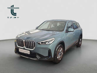 BMW iX1 xDrive30 (Bild 1/18)