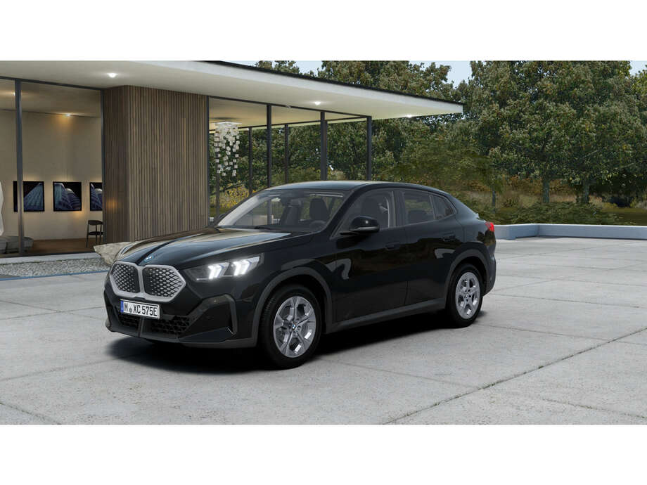 BMW iX2 eDrive20 (Bild 4/5)