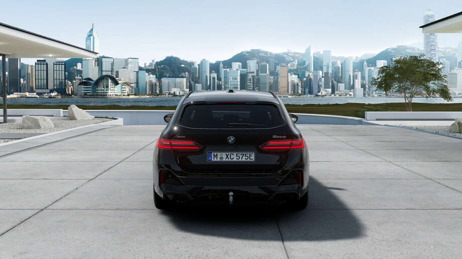 BMW 550e xDrive Touring (Bild 3/5)