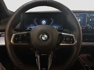 BMW 520d (Bild 2/17)