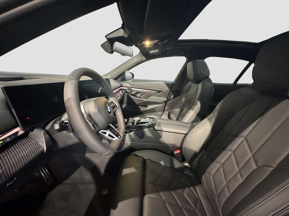 BMW 540d xDrive (Bild 1/2)