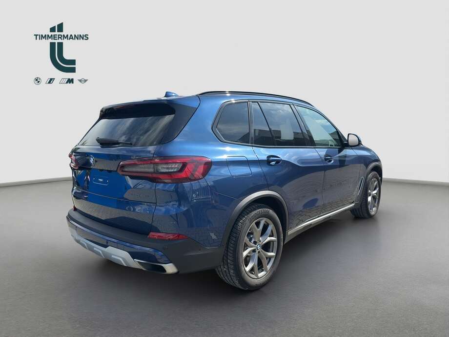 BMW X5 (Bild 17/21)