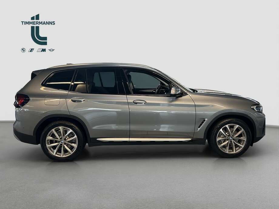 BMW X3 (Bild 15/18)