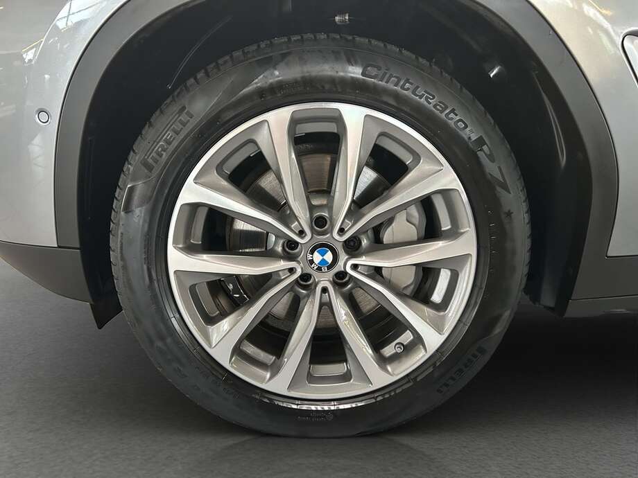 BMW X3 (Bild 18/18)