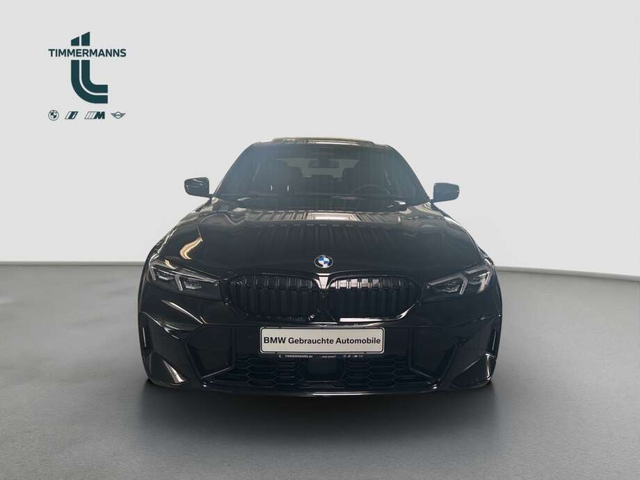 BMW 330i xDrive (Bild 18/19)