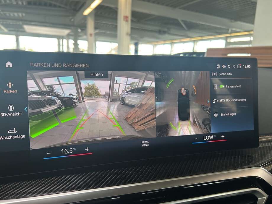 BMW 330i xDrive (Bild 11/19)