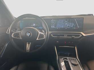 BMW 330i xDrive (Bild 3/19)