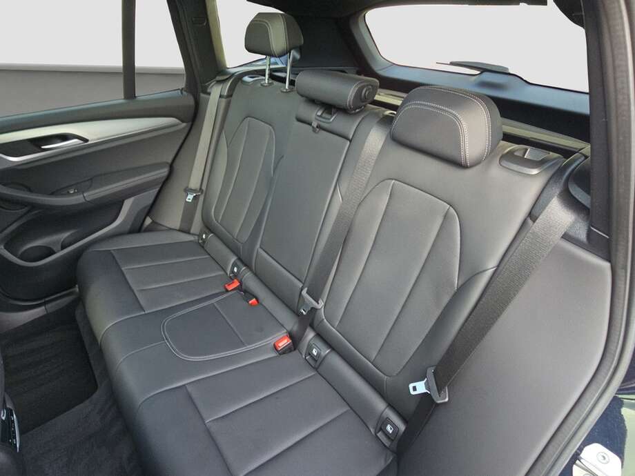 BMW X3 (Bild 14/19)