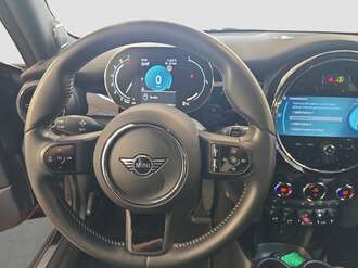 MINI Cooper S (Bild 2/18)