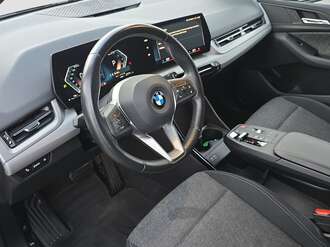BMW 218 Active Tourer (Bild 3/19)